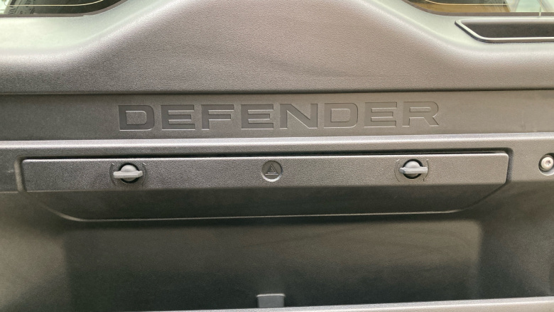 Land Rover Defender 90 Diesel 3.0 D250 Hard Top X-Dynamic HSE Auto [3 Seat]